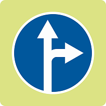 Дорожный знак с флуоресцентной окантовкой 4.1.4 Движение прямо или направо